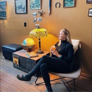 Meet your Posher, Kendra